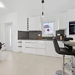 Apartment, 100m From The 아파트