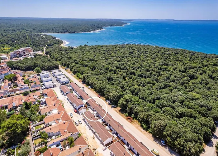 Appartement Apartment, 100m From The Peroj