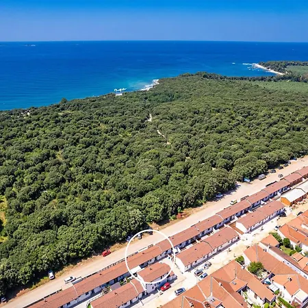 Apartamento Apartment, 100m From The